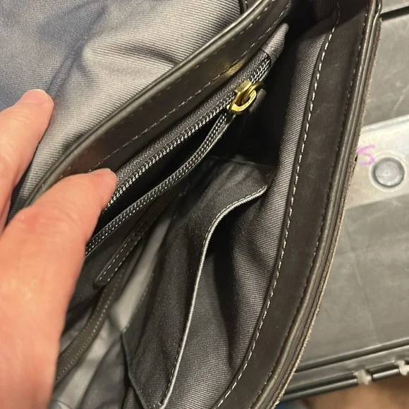 Frye leather Fringe Crossbody Bag. Gray, preowned, good condition. - Picture 7 of 16